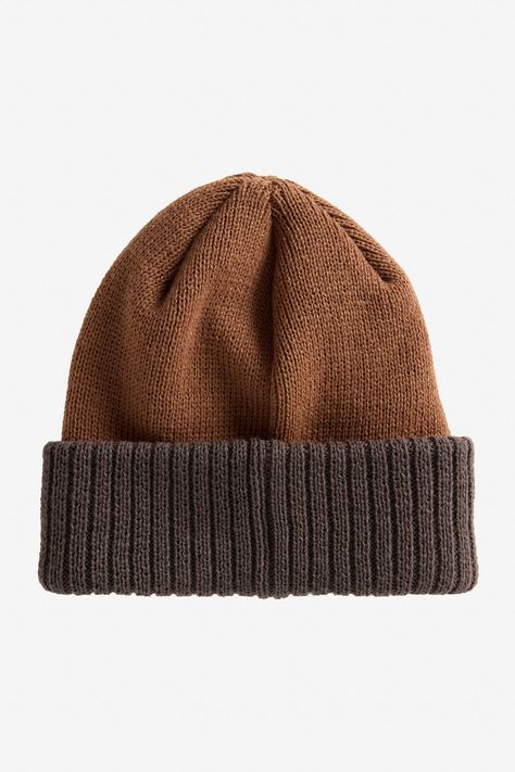 Mens' knit beanie
