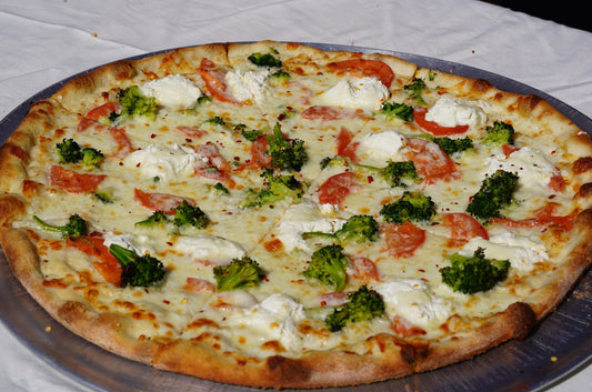 Veggie cheese pizza